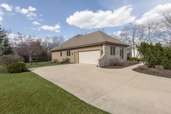 New Berlin, WI 53151,3271 S Highpointe DRIVE