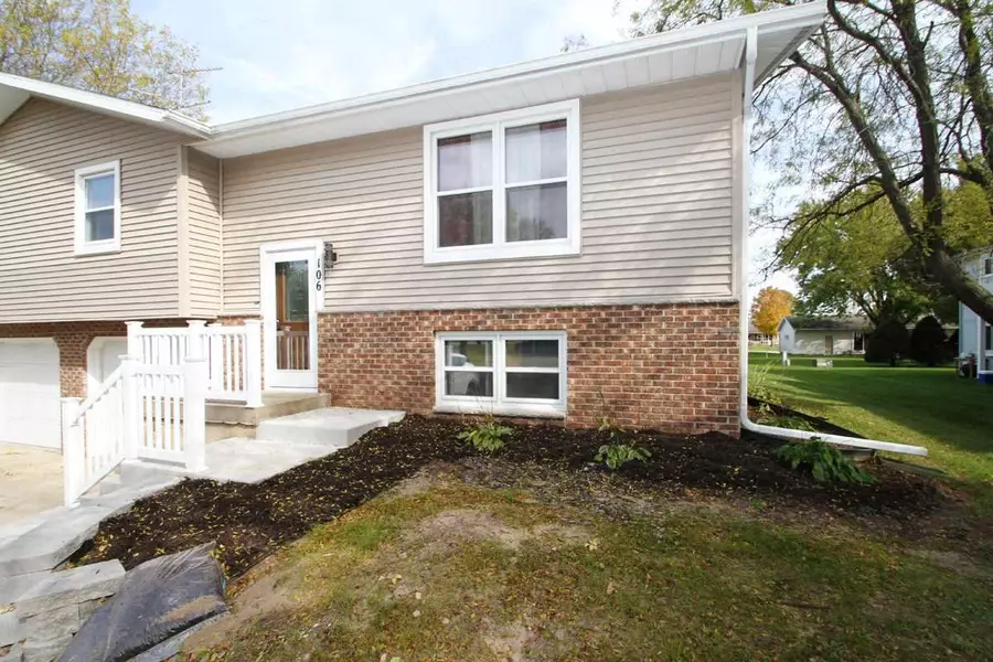 106 Ash Street, Sauk City, WI 53583