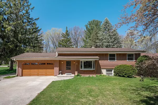 Slinger, WI 53086,4858 Cedar Hills DRIVE