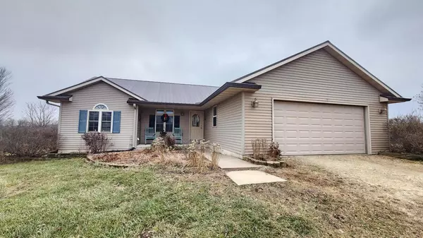 E8471 Walnut LANE, Viroqua, WI 54665