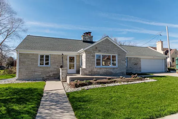 4045 E Van Norman AVENUE, Cudahy, WI 53110