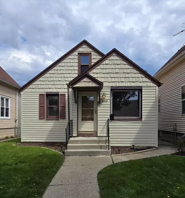 3412 E Cudahy AVENUE, Cudahy, WI 53110