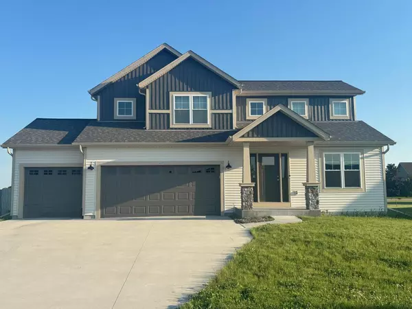 425 Champlain DRIVE, Johnson Creek, WI 53038