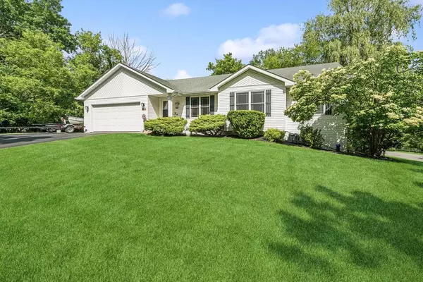 N3214 Robin ROAD, Lake Geneva, WI 53147