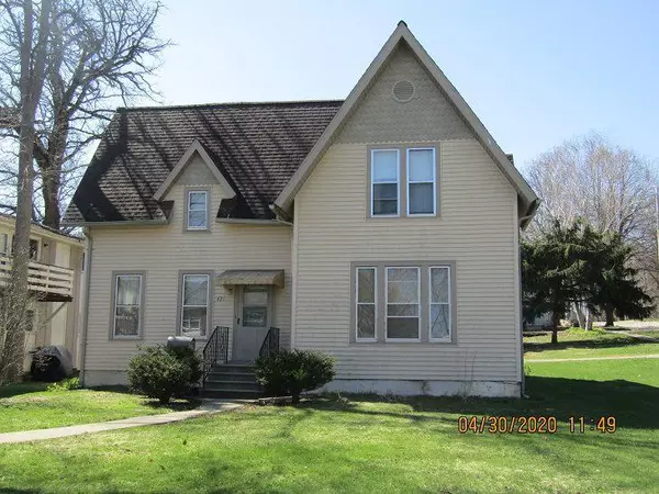 421 Oak Street, Ripon, WI 54971