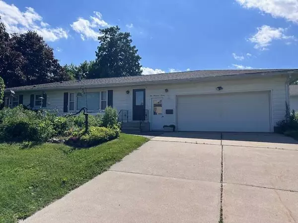 207 Pine STREET N, Caledonia, MN 55921