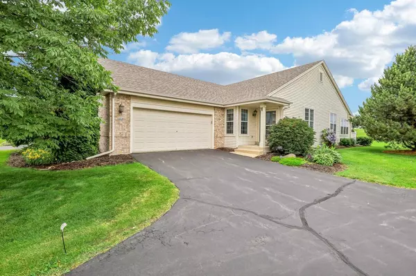 1218 Steeplechase DRIVE, Watertown, WI 53094