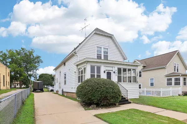 307 S Fourth STREET, Watertown, WI 53094