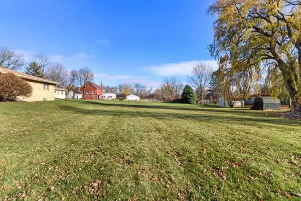 Lt2 GETZEN PLACE, Elkhorn, WI 53121