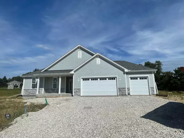 W193N4914 Tea Tree DRIVE, Menomonee Falls, WI 53051