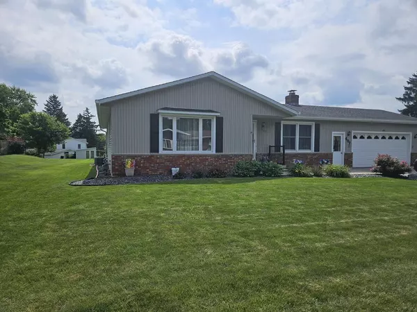 407 Dorothy PLACE, Watertown, WI 53094