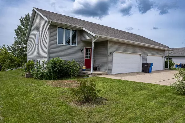 Fall River, WI 53932,656-658 N Main STREET