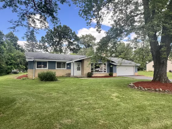 N113W20494 Edgewood DRIVE, Germantown, WI 53022