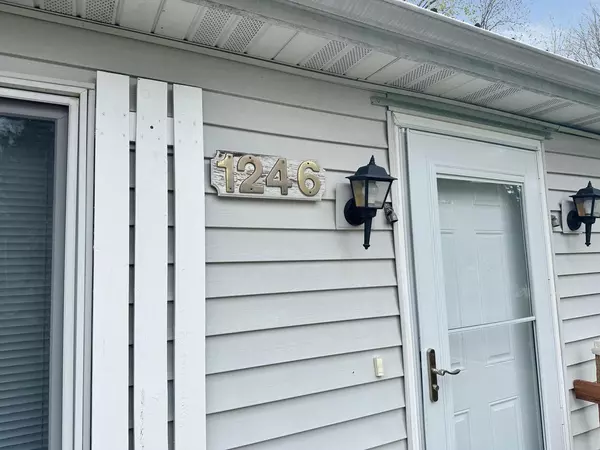 Genoa City, WI 53128,N1246 Walnut ROAD