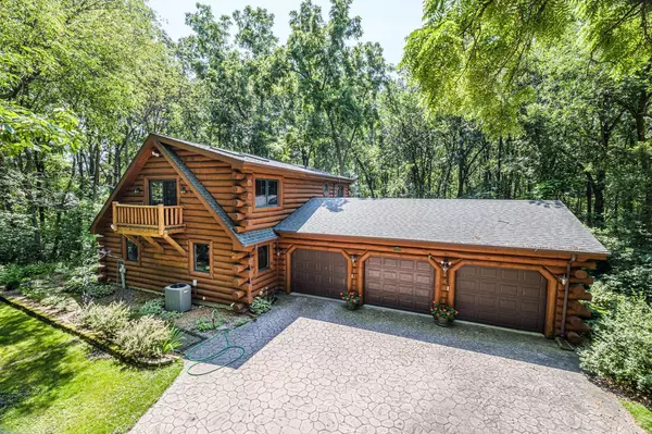 27126 Pioneer ROAD, Wind Lake, WI 53185