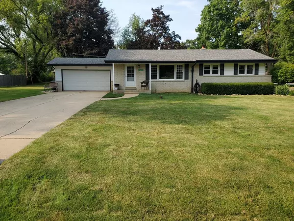 N64W15296 Sunny Dale DRIVE, Menomonee Falls, WI 53051