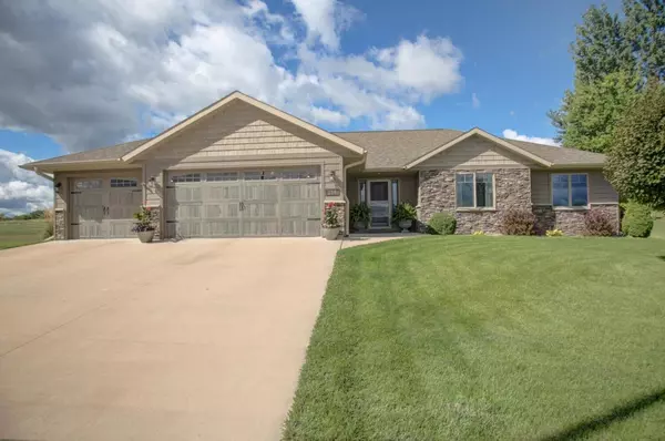 214 Howard DRIVE, Holmen, WI 54636