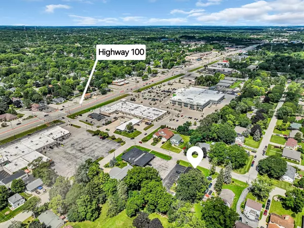 Hales Corners, WI 53130,10555 W Parnell AVENUE