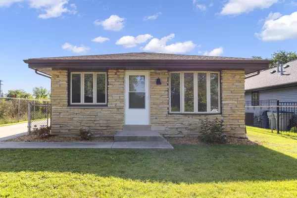 Milwaukee, WI 53221,5446 S 26th STREET