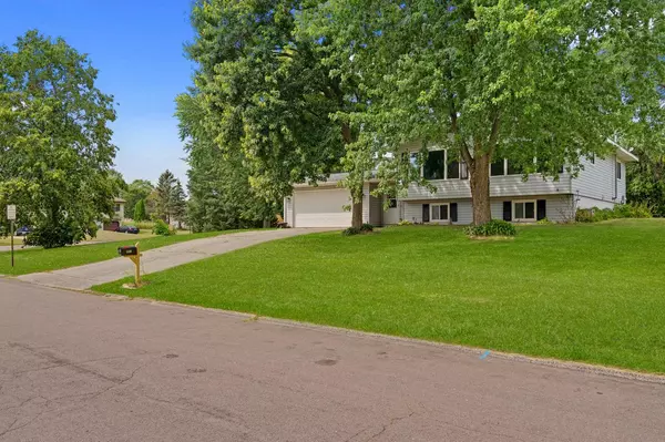 Onalaska, WI 54650,2410 Thomas COURT