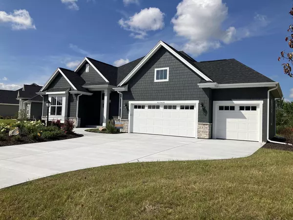 W221N4618 Timber DRIVE #Lt153, Pewaukee, WI 53072