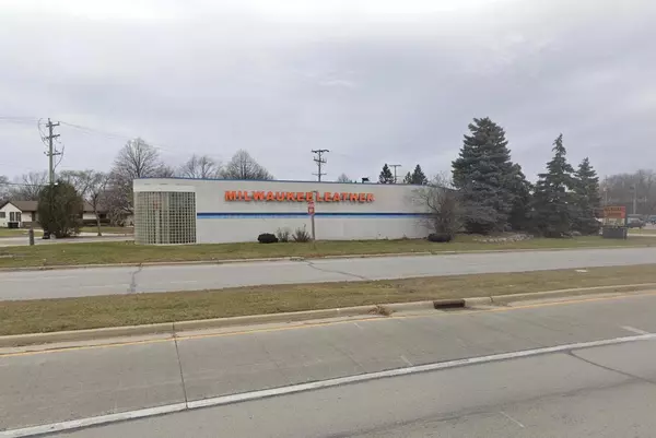 Greenfield, WI 53221,4230 W Loomis ROAD