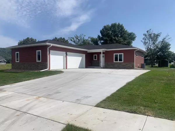 Holmen, WI 54636,1826 Golden Gate Way