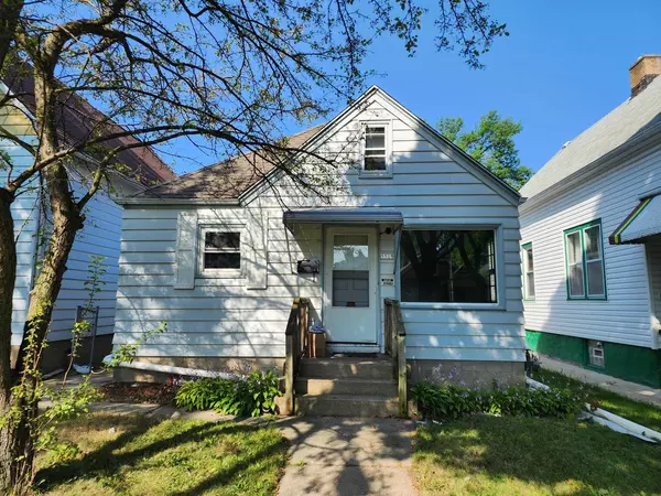 5519 N 35th STREET, Milwaukee, WI 53209