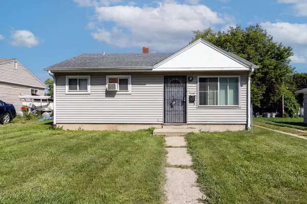 5718 N 61st STREET, Milwaukee, WI 53218