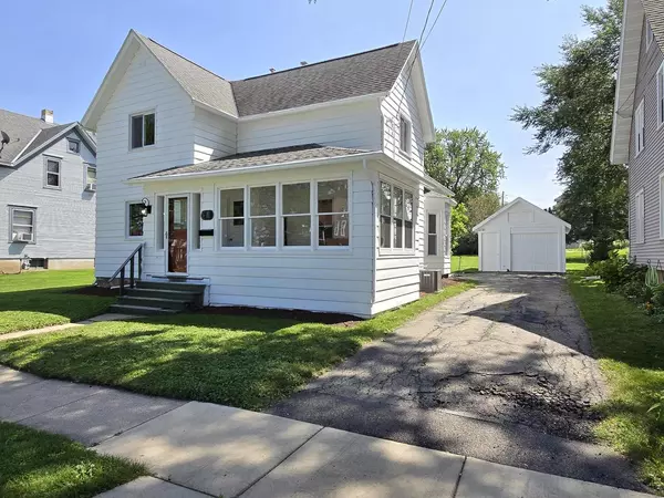 310 N 4th STREET, Fort Atkinson, WI 53538