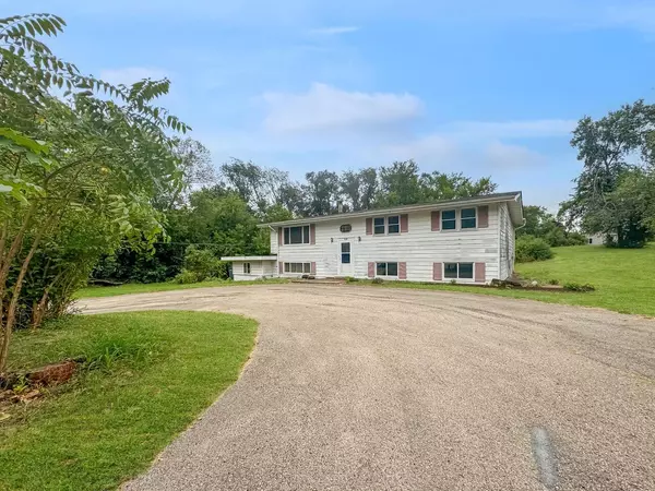 W187 Tombeau BOULEVARD, Genoa City, WI 53128