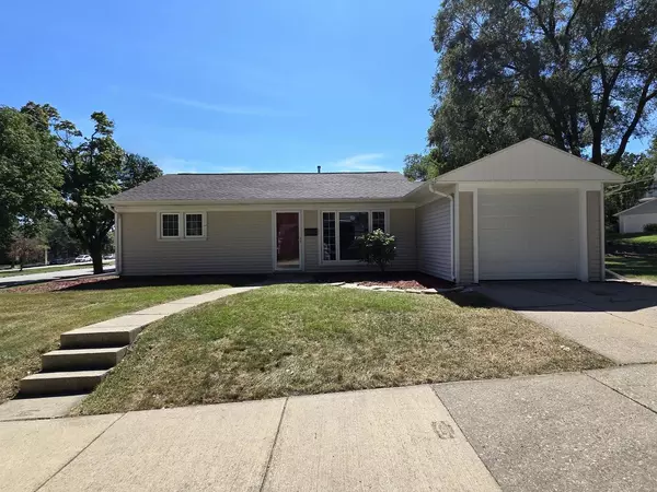 8411 Hill STREET, Wauwatosa, WI 53226