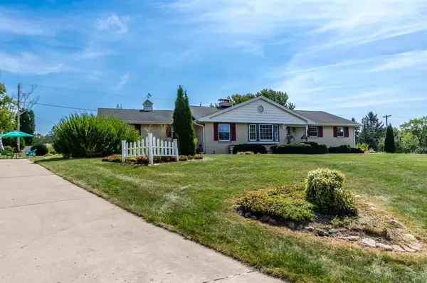 Muskego, WI 53150,S68W12635 Bristlecone LANE