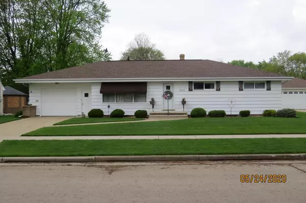 1525 N Elinor STREET, Appleton, WI 54914