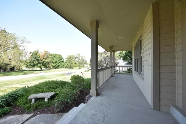 Pewaukee, WI 53072,W287N4068 Highland COURT