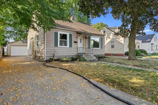 2913 72nd STREET, Kenosha, WI 53143