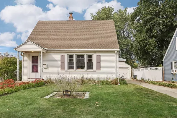 8624 W Montana AVENUE, West Allis, WI 53227