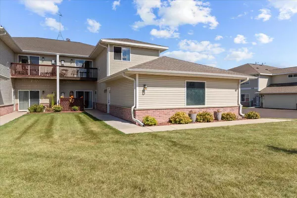 Mayville, WI 53050,350 Brookside DRIVE #7