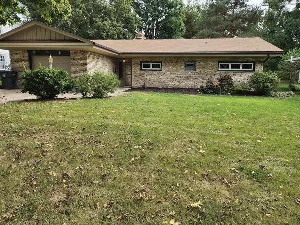 405 E Wabash AVENUE, Waukesha, WI 53186