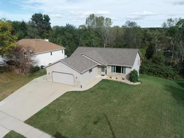 1313 Villa Park DRIVE, West Bend, WI 53090