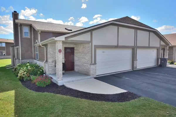 N113W16250 Sylvan CIRCLE #1 A, Germantown, WI 53022