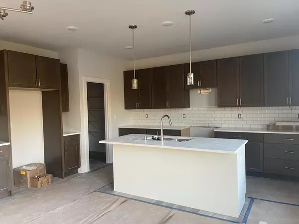 Menomonee Falls, WI 53051,W177N7504 Amethyst DRIVE