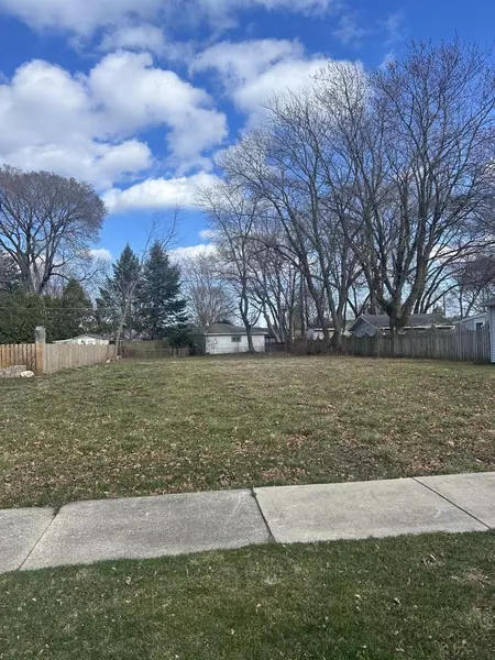 4010 S KIRKWOOD AVENUE, Saint Francis, WI 53235