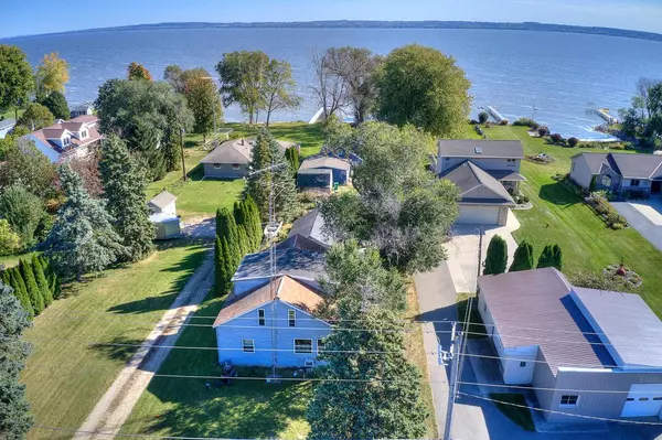 N8021 Lakeshore DRIVE #8023, Fond Du Lac, WI 54937