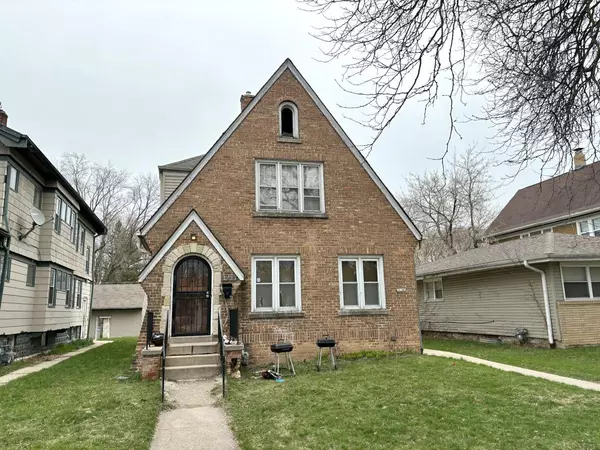 3624 N 39th STREET, Milwaukee, WI 53216