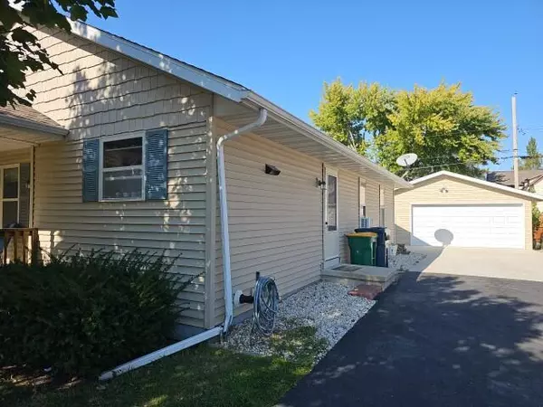 Fond Du Lac, WI 54935,245 7th STREET