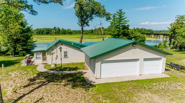 Montello, WI 53949,N2933 Lakeview DRIVE