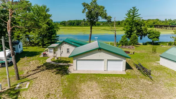 N2933 Lakeview DRIVE, Montello, WI 53949