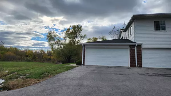 Mount Pleasant, WI 53406,938 Boulder TRAIL #402