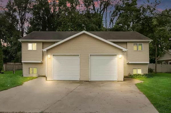 605 Gatewood DRIVE #607, Twin Lakes, WI 53181